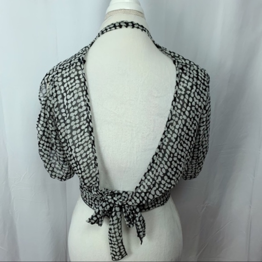 FreshMint women's deep v neck black & white sheer crop top w tie, medium - Picture 4 of 6